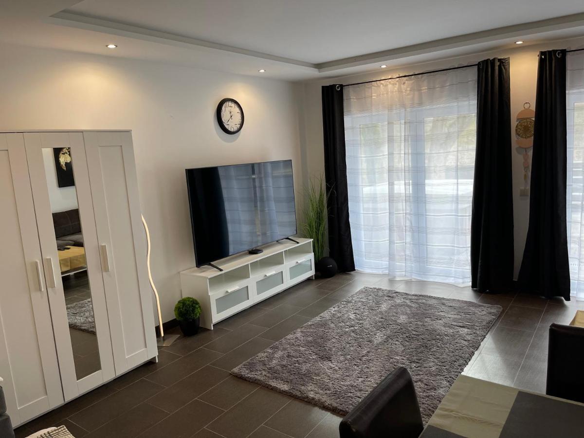 Malibu Apartman & Jacuzzi Miskolc Dış mekan fotoğraf